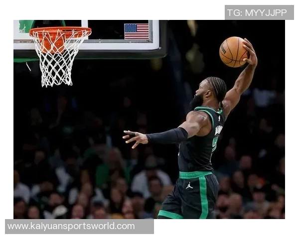 杰伦布朗谈凯尔特人胜利关键两个篮板助力球队展现团队精神